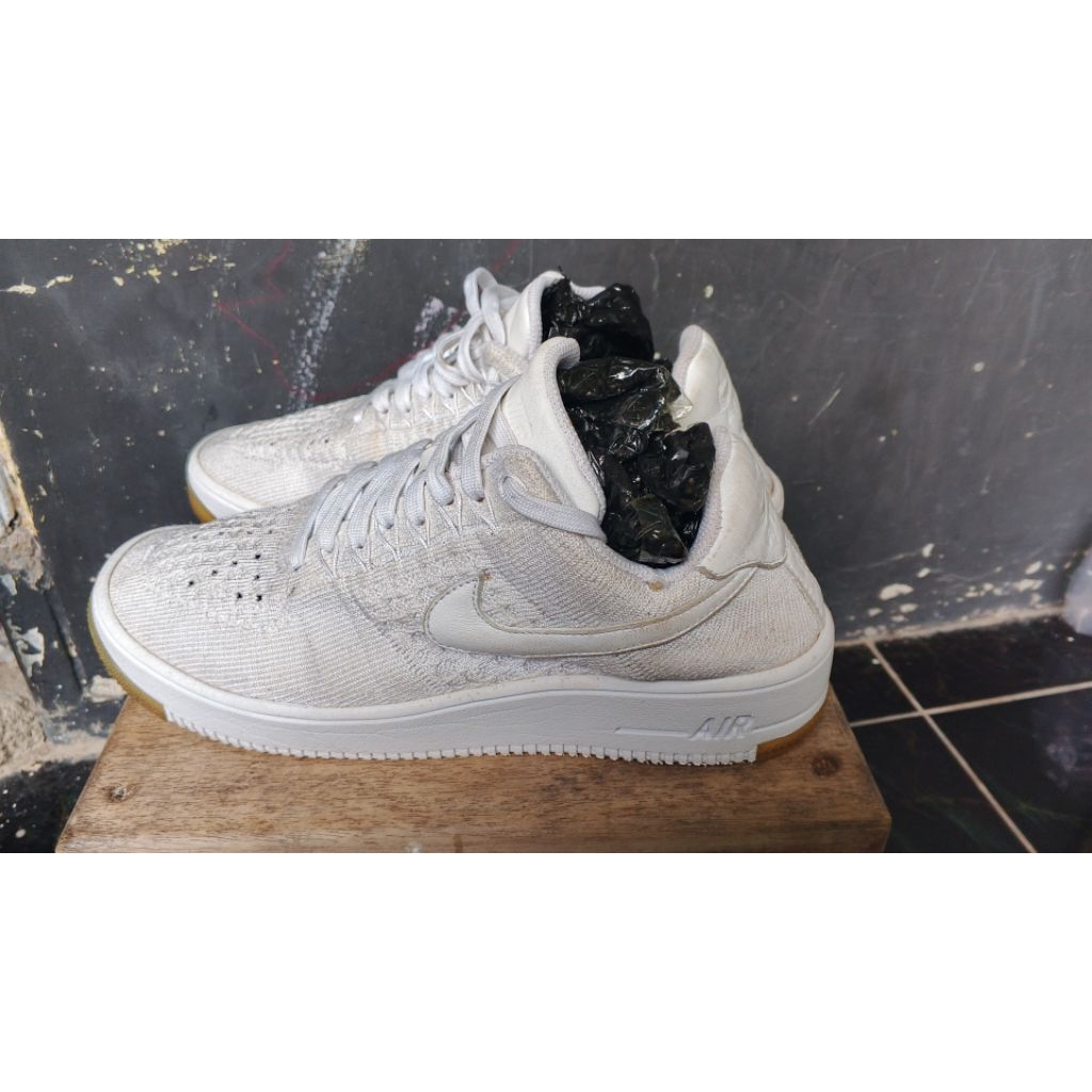 sepatu seken 39