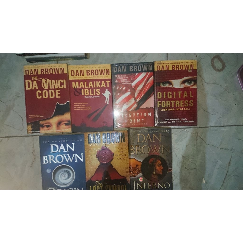 Dan Brown Full Set (lengkap 7 judul) The Davinci Code - Malaikat dan Iblis - Digital Fortress (hard 