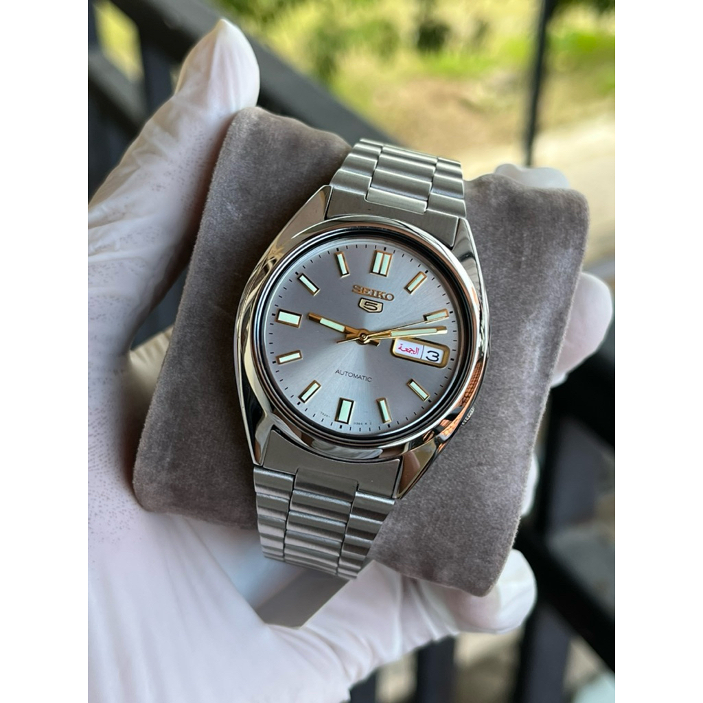Seiko SNXS75K1 silver dial BNIB original