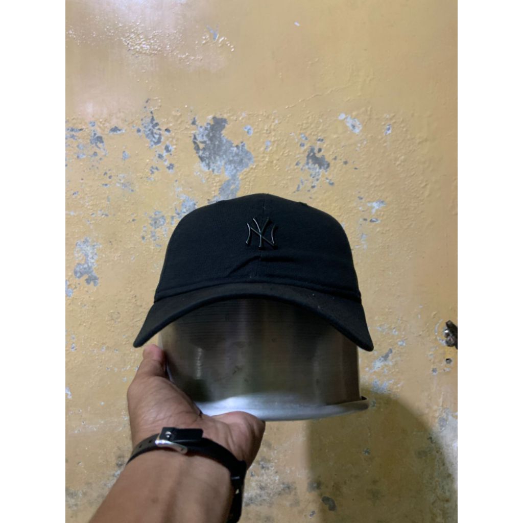 TOPI NEW ERA NY/TOPI BEKAS/TOPI LELONG