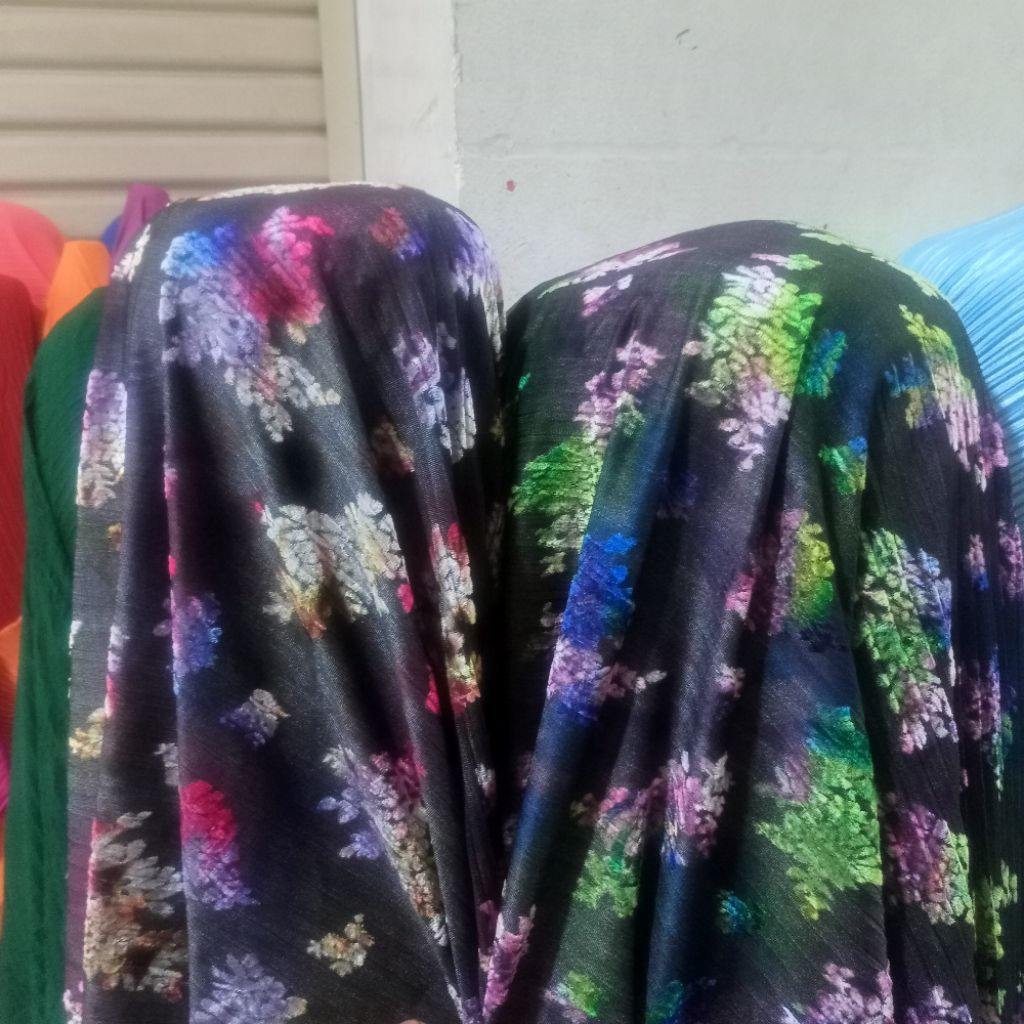 Kain/Bahan Beludru Plisket Motif Bunga / Kain Plisket Dasar Beludru Motif Bunga