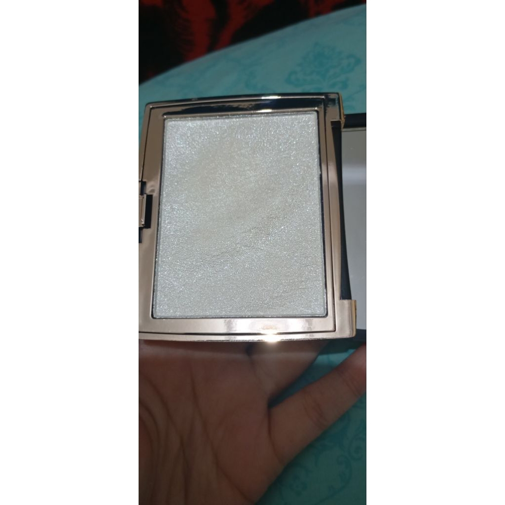 PRELOVED HIGHLIGHTER HOJO