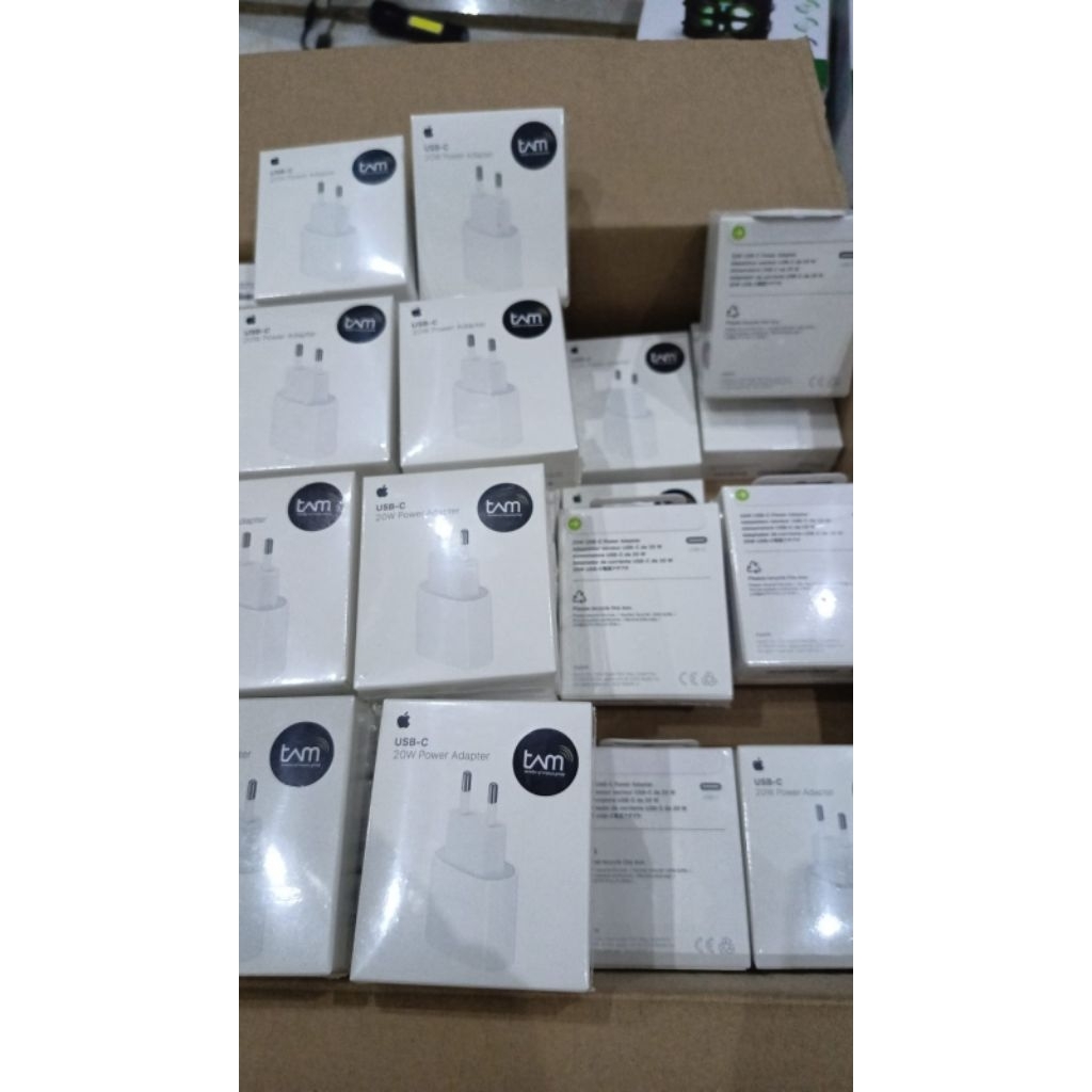 Adaptor Charger Iphone/Ipad 20W USB-C Original – Fast Charging iPhone TAM