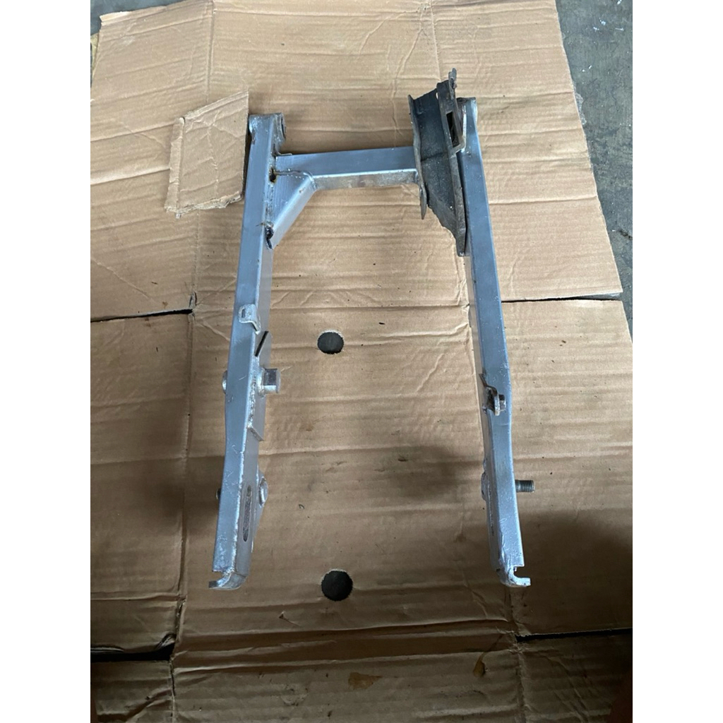 Swing arm lengan ayun honda kirana 125 original copotan motor