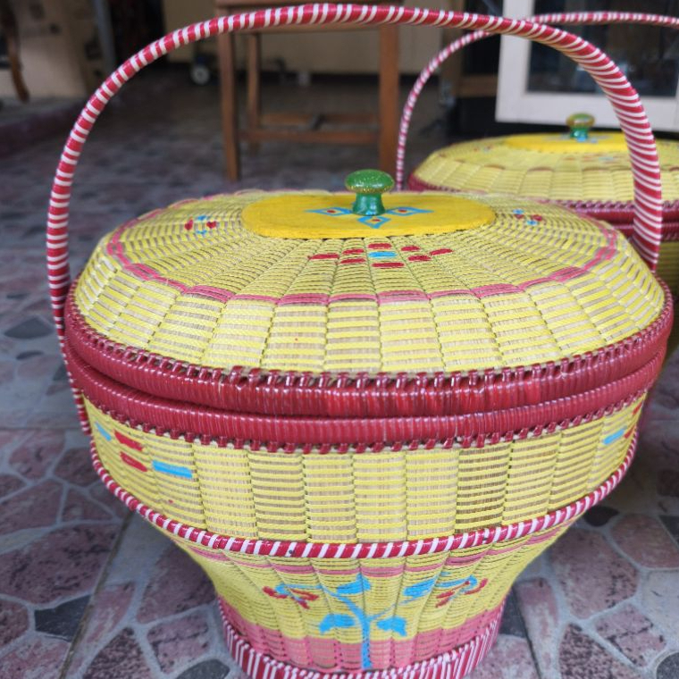 Anyaman Rapi - Tas Wadah Beras Nasi Dari Bambu