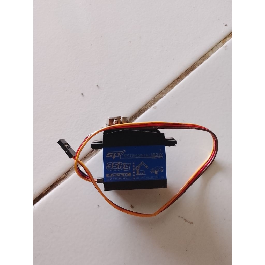 servo SPT 35kg