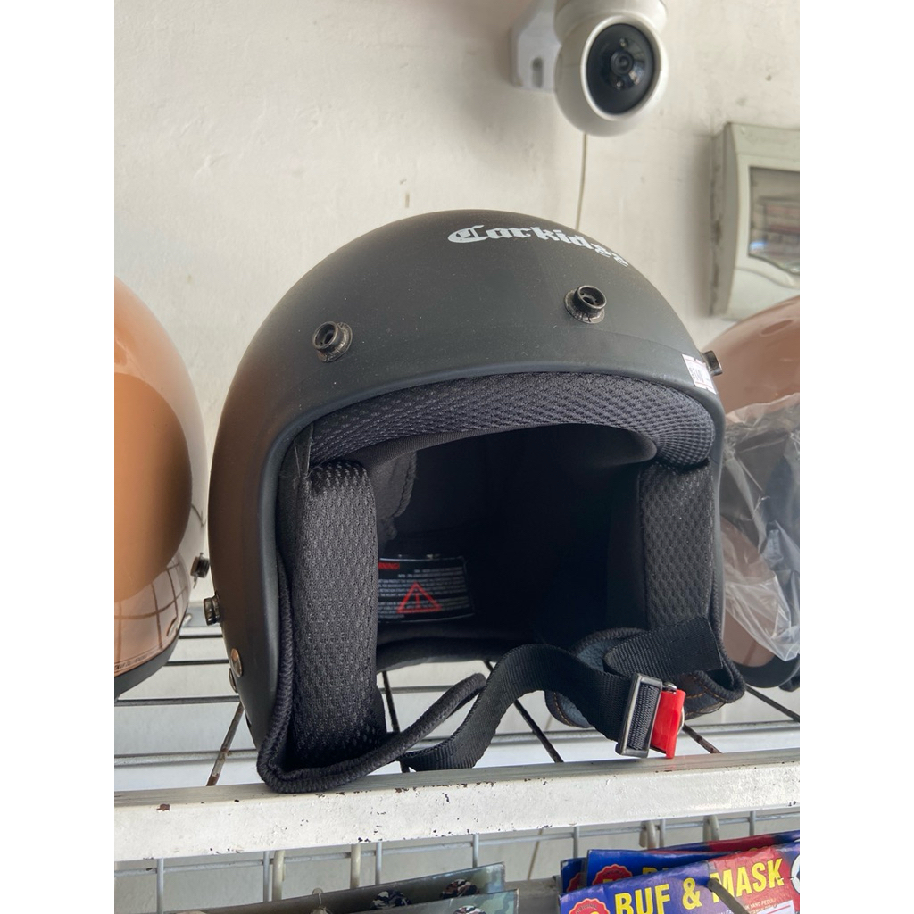 HELM ANAK BOGO CARKIDSS INCLUDE VISOR