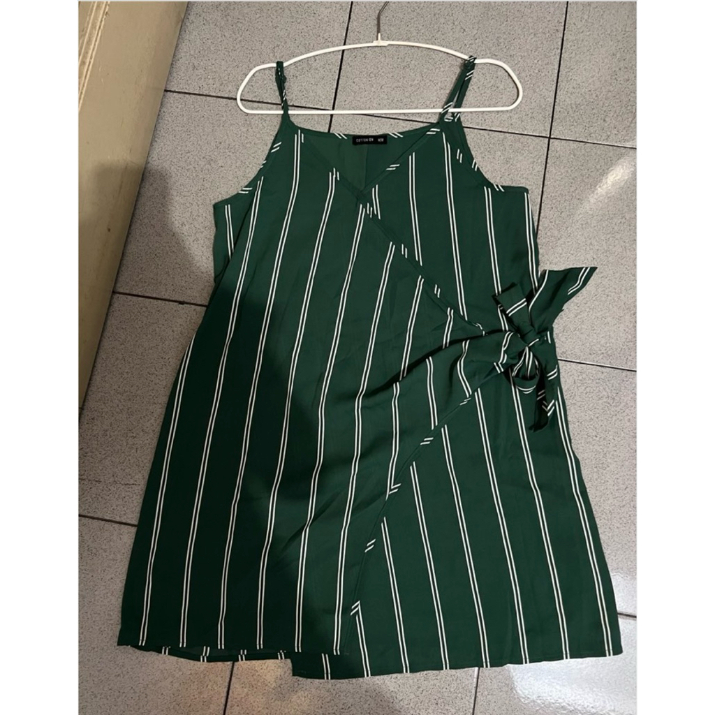 Preloved Dress Pantai Furing Tebal Adem