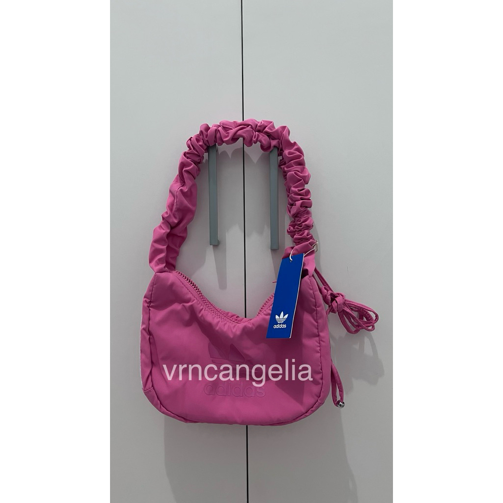 Preloved Adidas shoulder bag