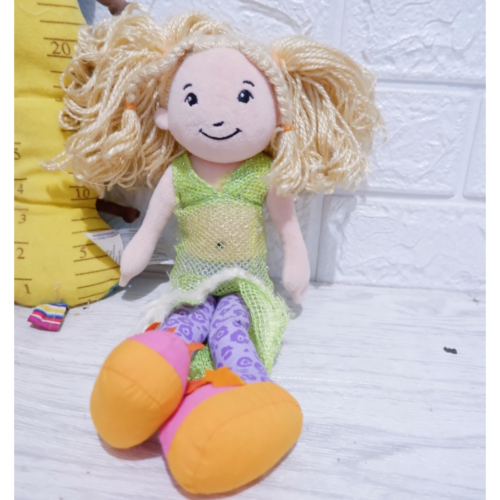 Boneka cewe rambut woll Groovy Girls Dolls Reva