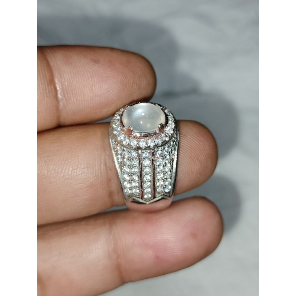 Natural moonstone srilanka
