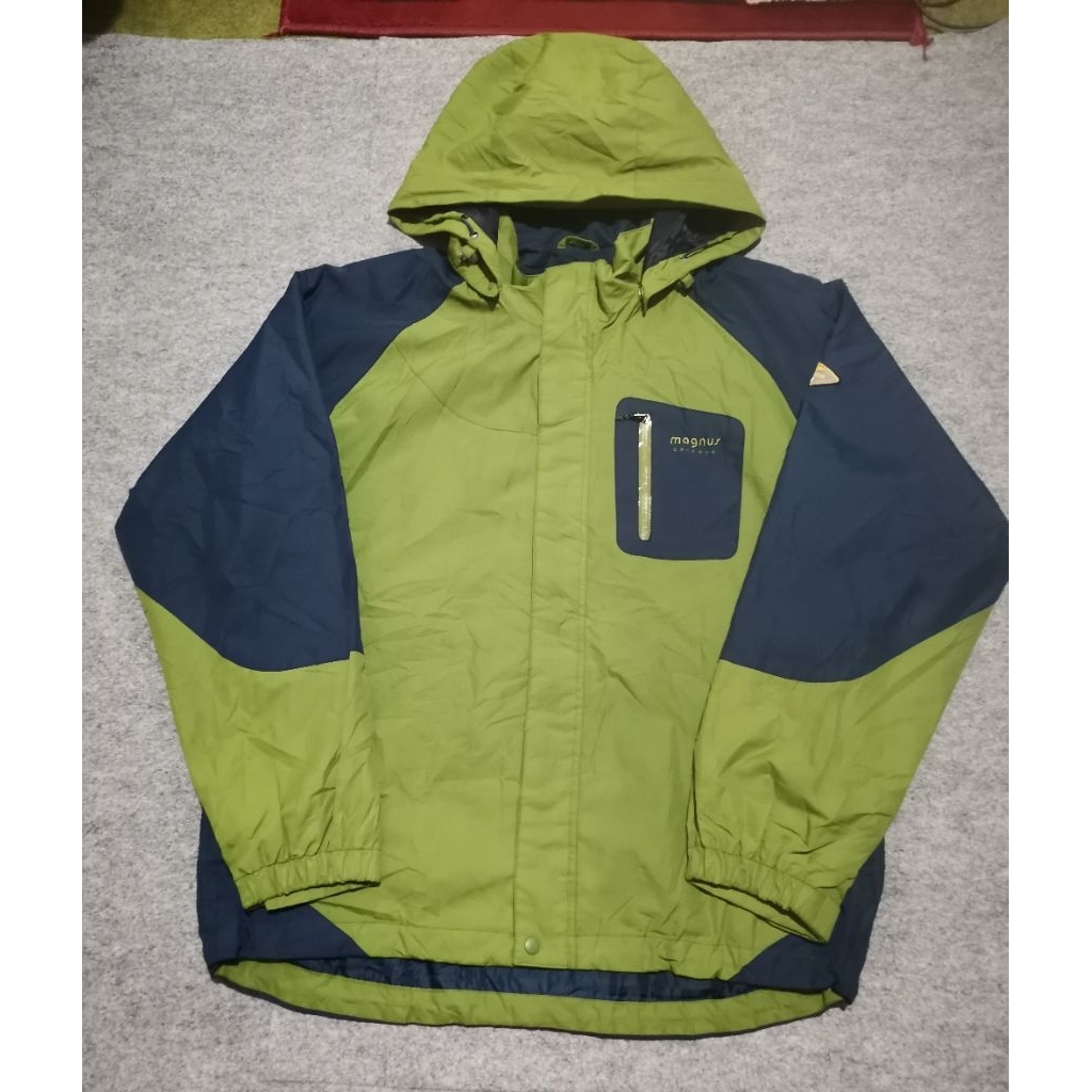 Jaket Outdoor Magnus