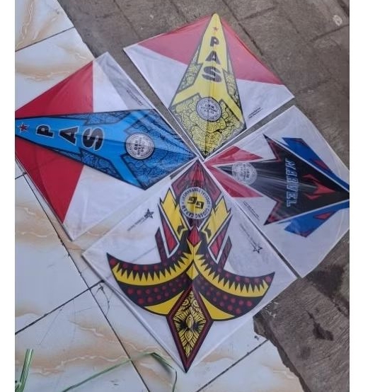 layangan sukhoi 3 warna 20 biji