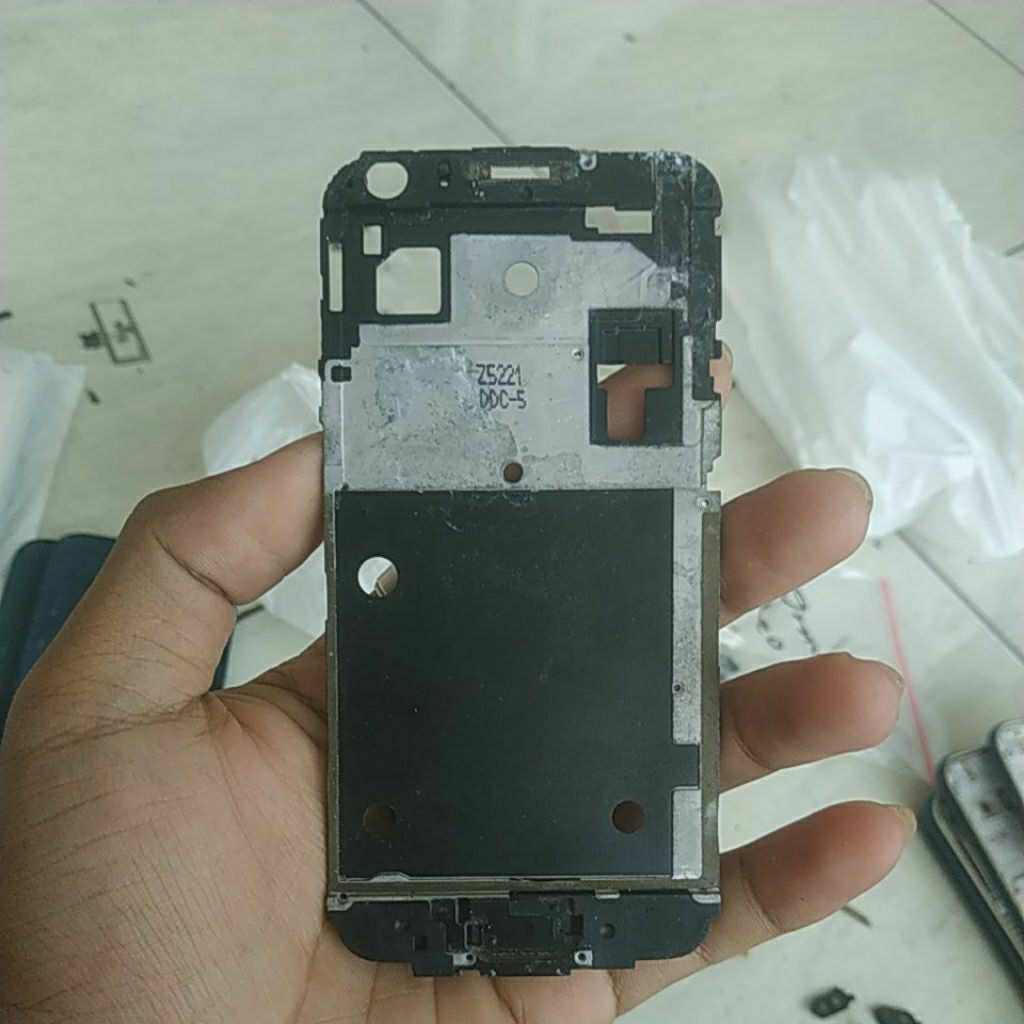 frame only bekas samsung j1/j100