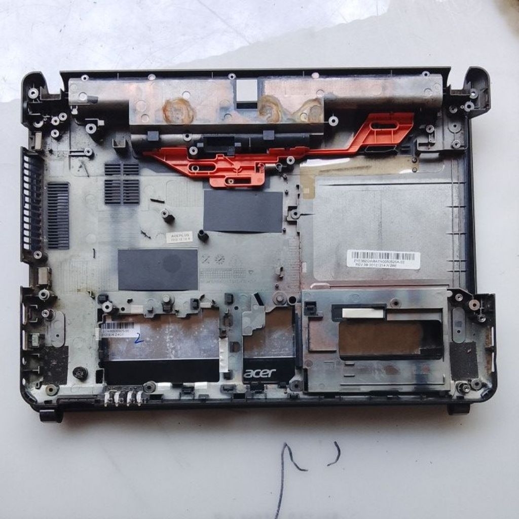 Casing Laptop Acer Aspire E1-410