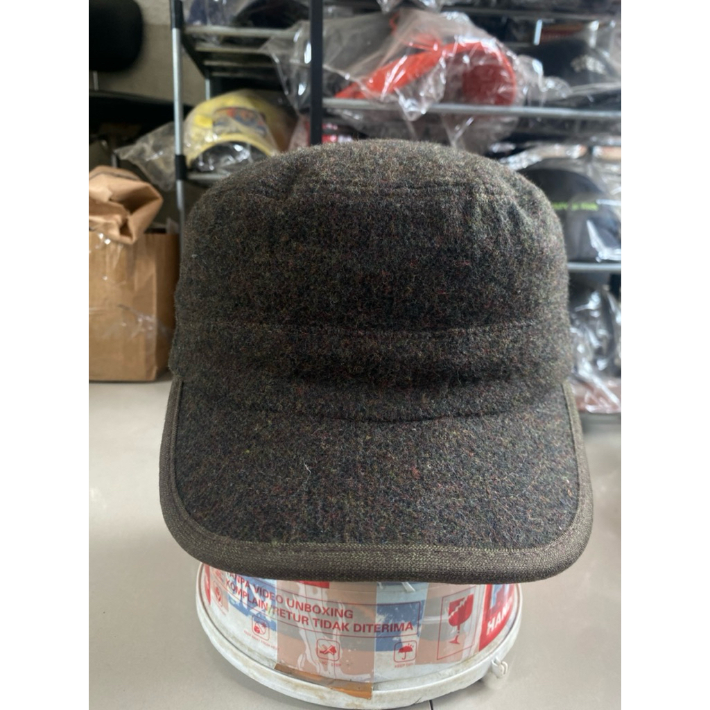 Topi Komando Visor Pendek Bahan wool
