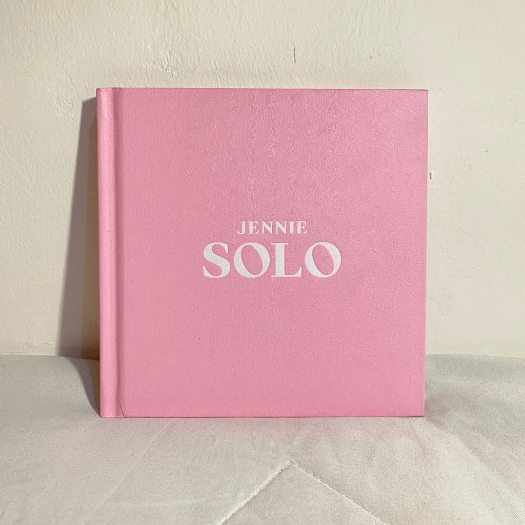 JENNIE 1ST Single Album SOLO UNSEALED
