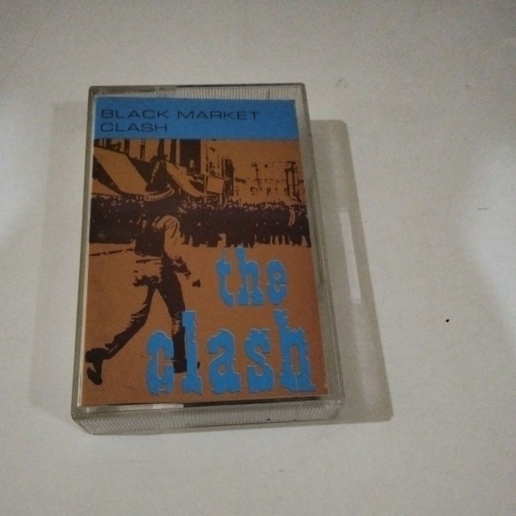 KASET PITA IMPORT THE CLASH BLACK MAKET CLASH