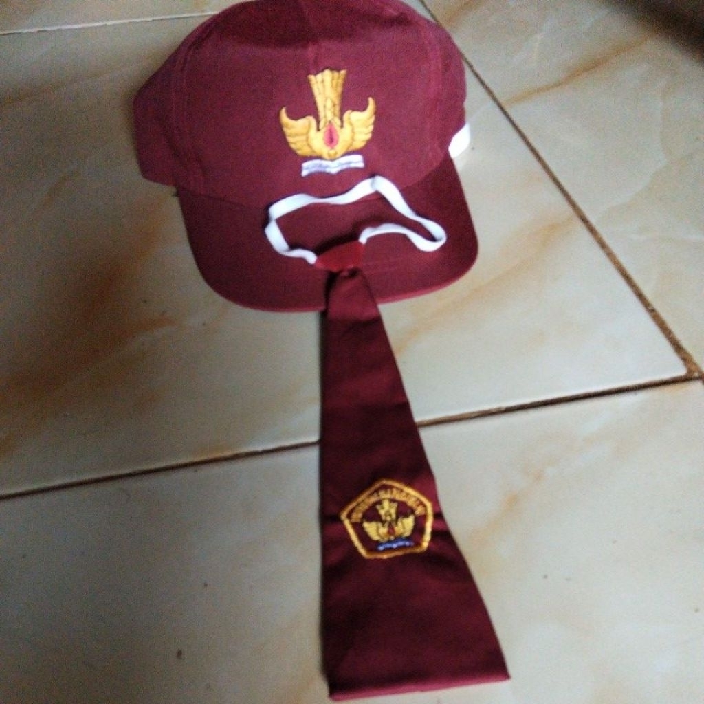 topi SD bordir+ dasi SD bordir