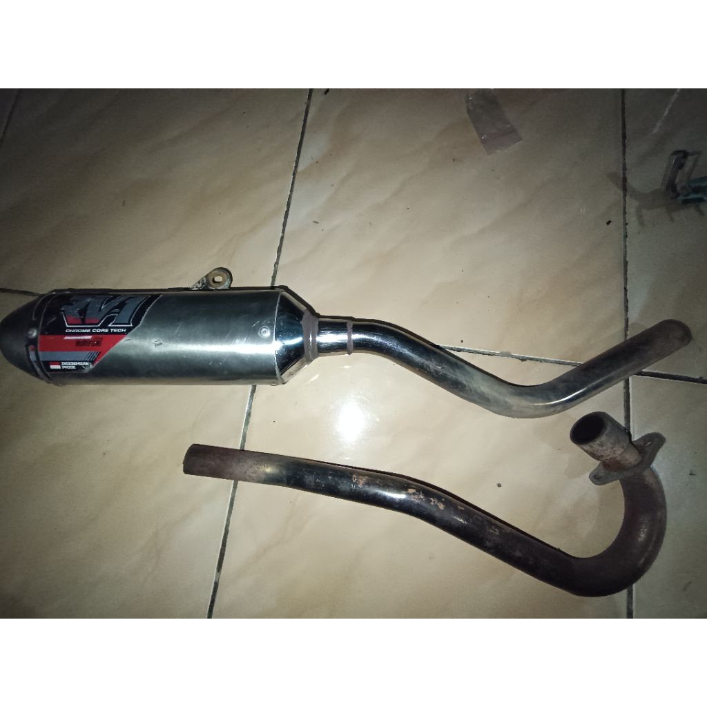 knalpot rv1