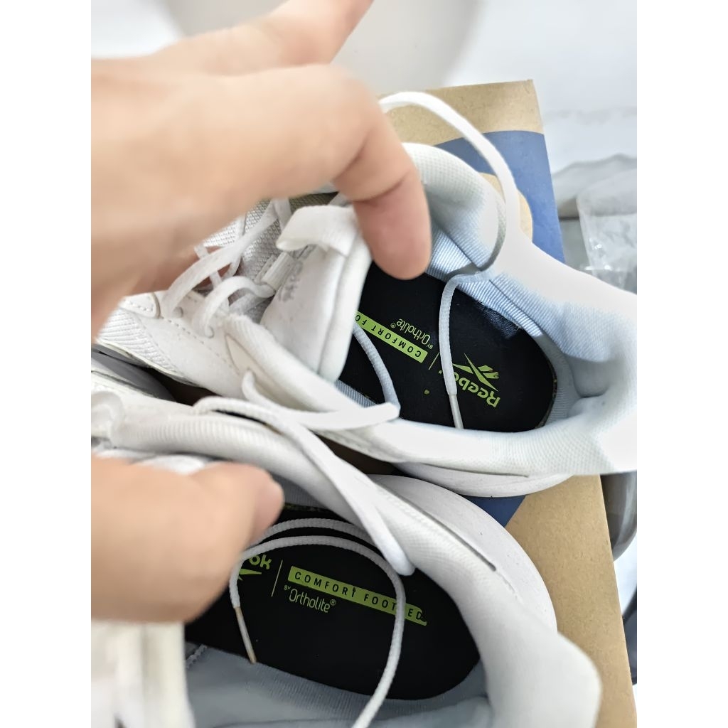 Sepatu Reebok Turbo Freestyle White