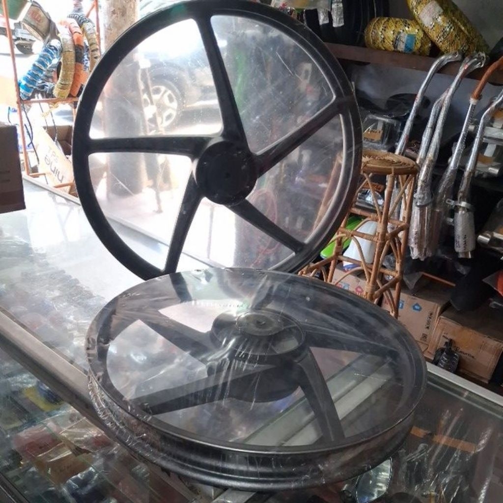 velg racing depan belakang fizr