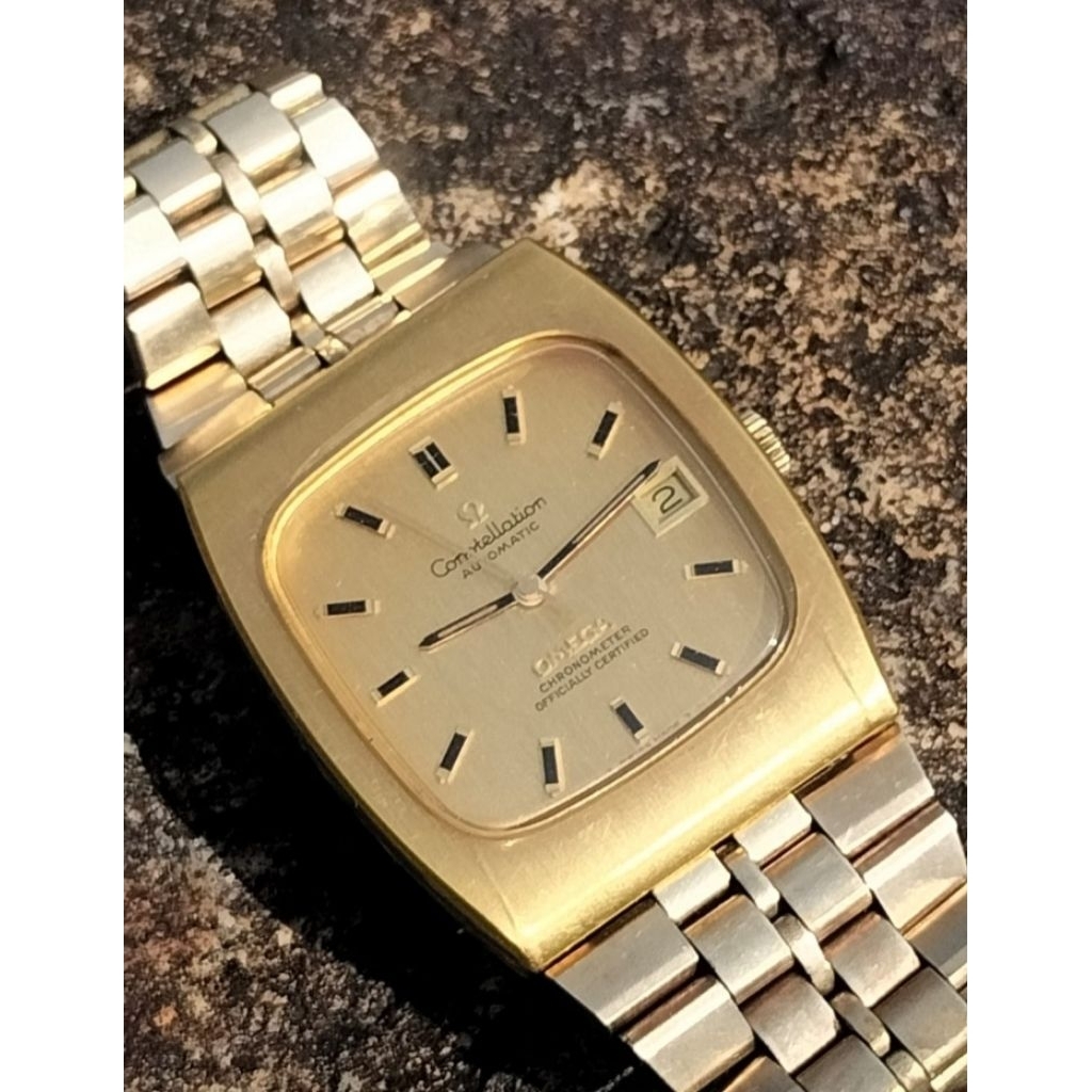 Jam Omega Constelation