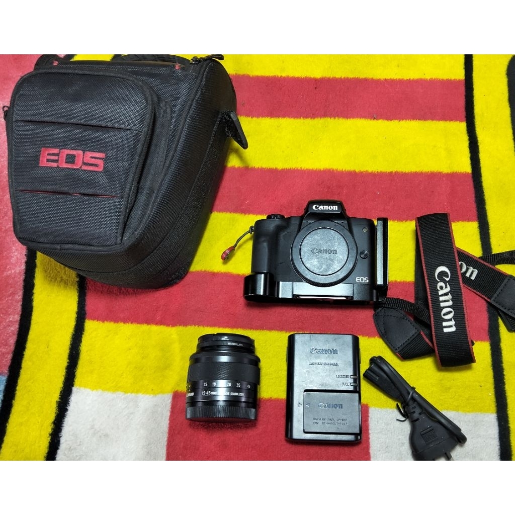 canon m50 lensa kit