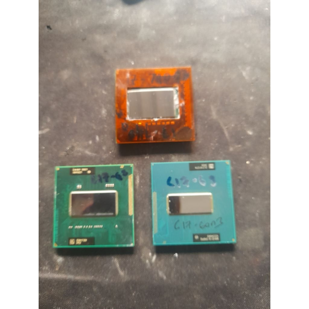PROSESOR LAPTOP Intel Core i7 GEN 1 , 2 DAN 3
