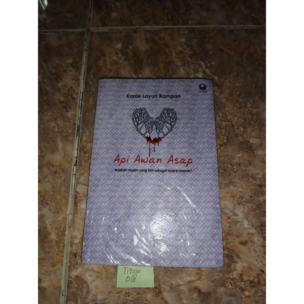 Buku Api Awan asap - adakah musim yang kini sebagai isyarat kiamat?