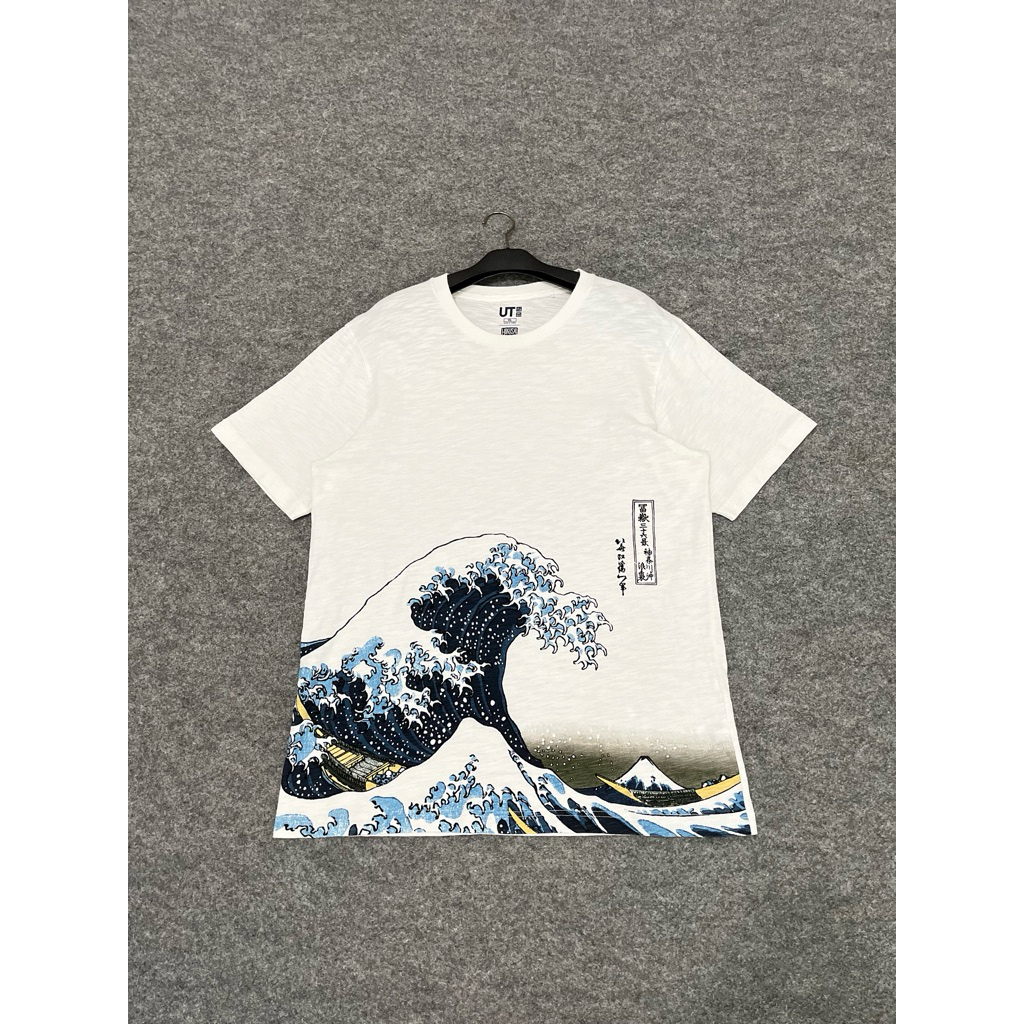 Uniqlo x Hokusai Blue Japanesse Art Oversize T-shirt