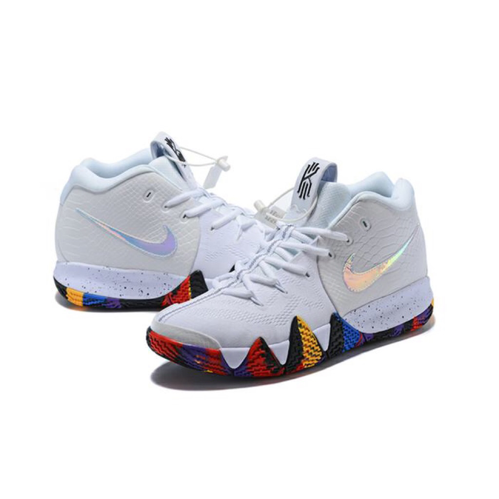 Sepatu Basket Kyrie 4 'NCAA March Madness'