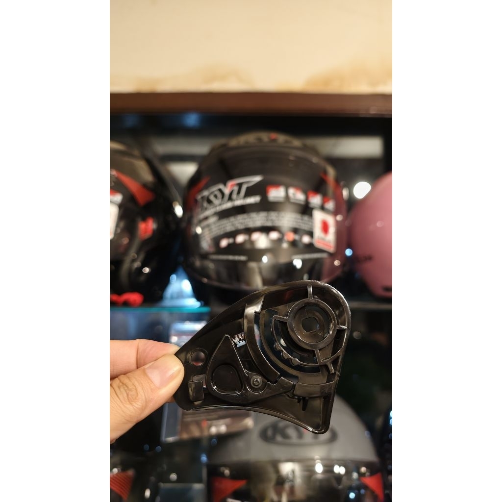 Rachet KYT Galaxy Flat R (Kanan)