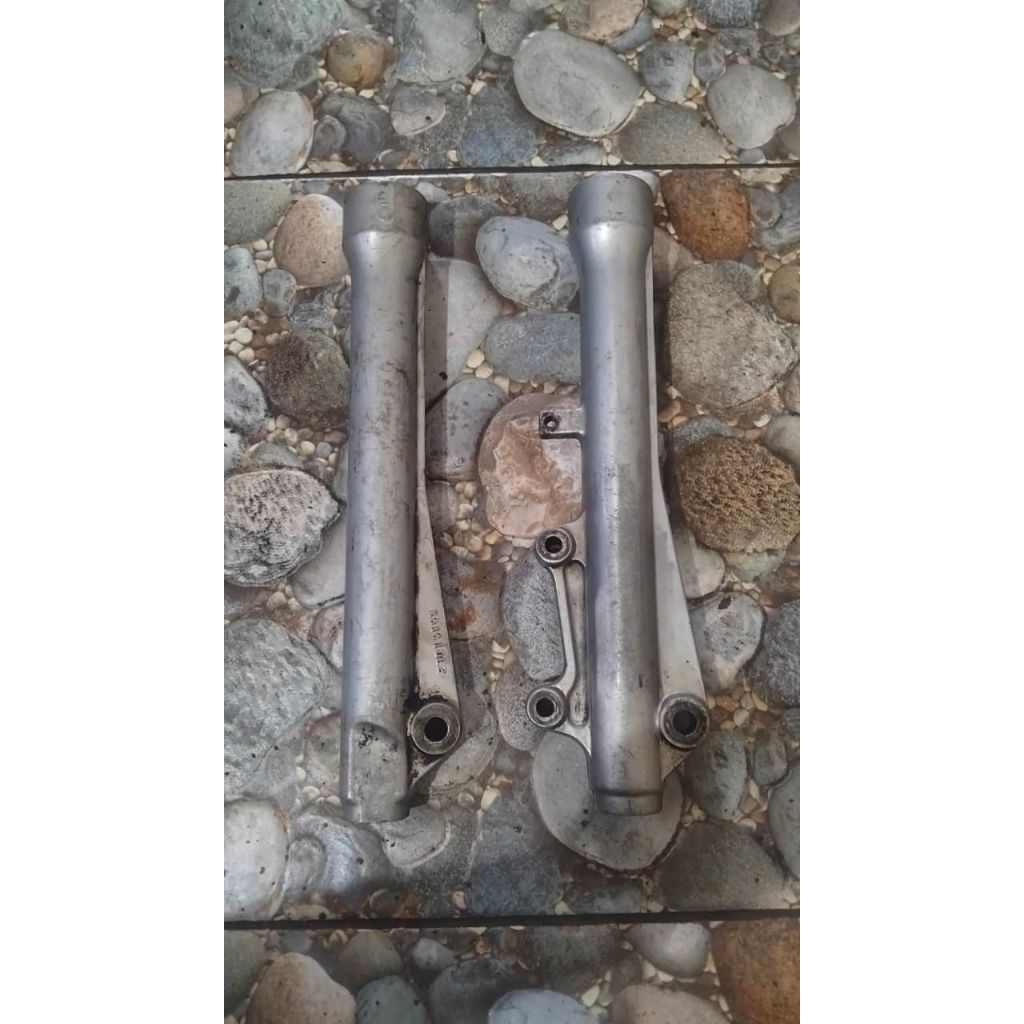 bottom shock depan Suzuki smash/ shogun ori copotan