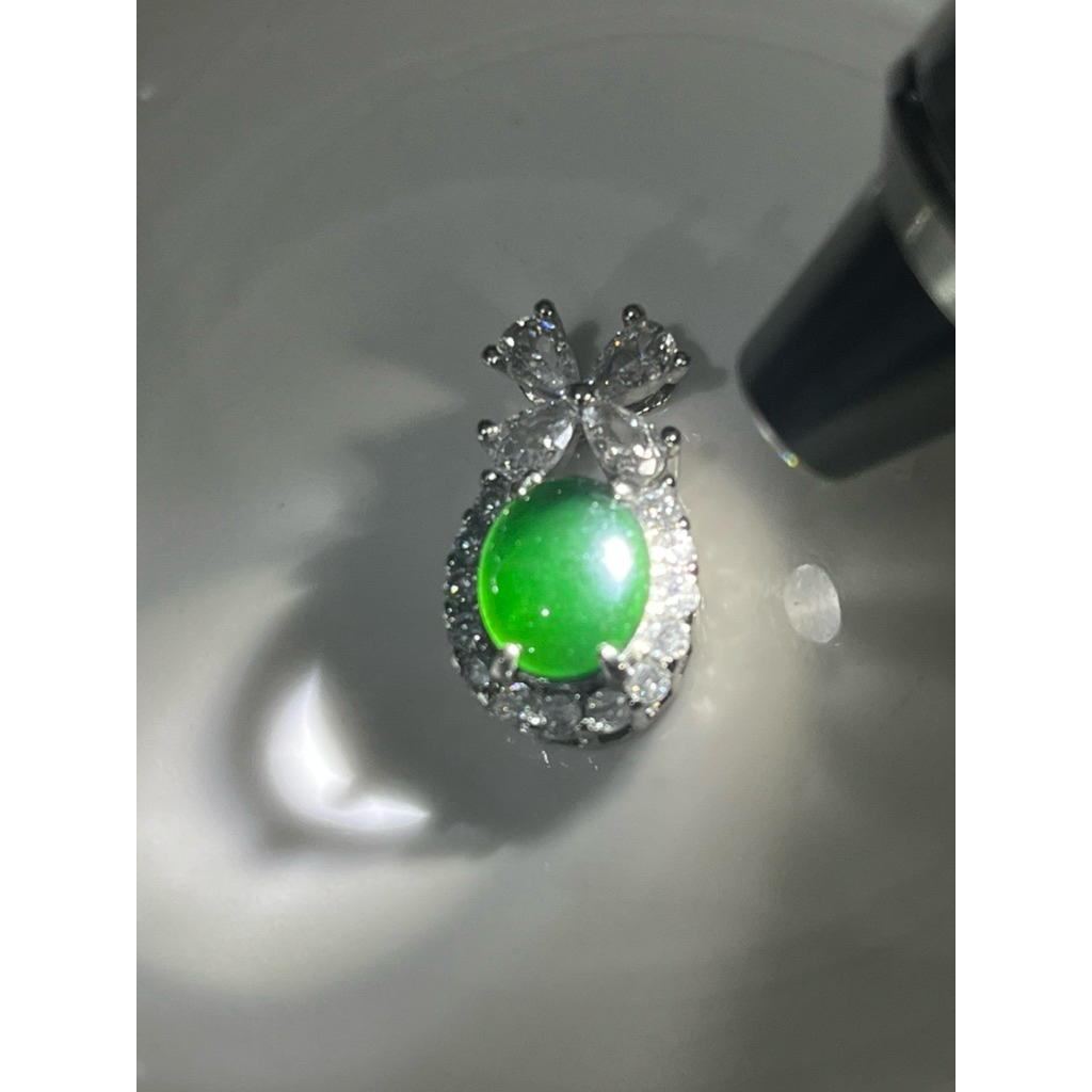Liontin Jade Guatemala Dark Inperial 925