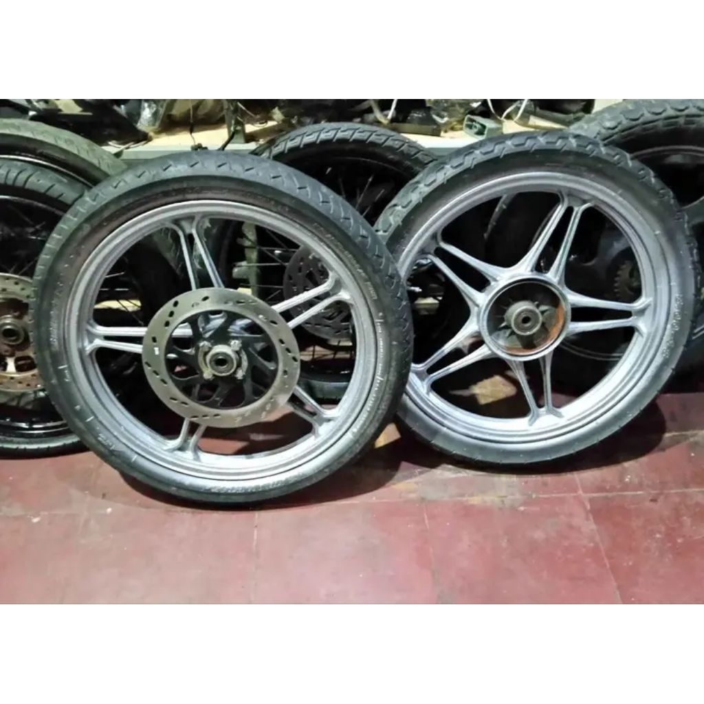 velg racing Suzuki Thunder 1set depan belakang original cabutan
