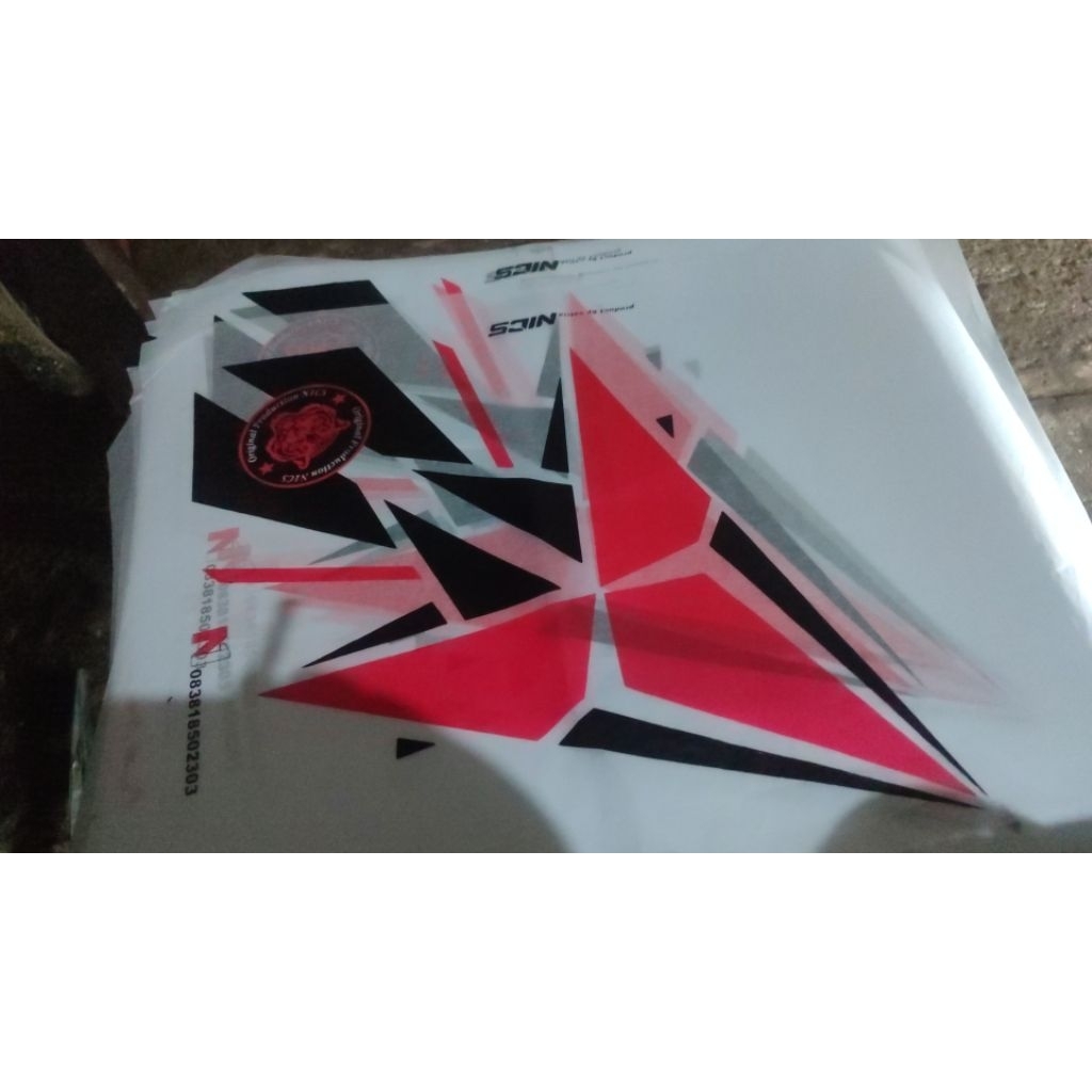 KERTAS LAYANGAN 2 WARNA
