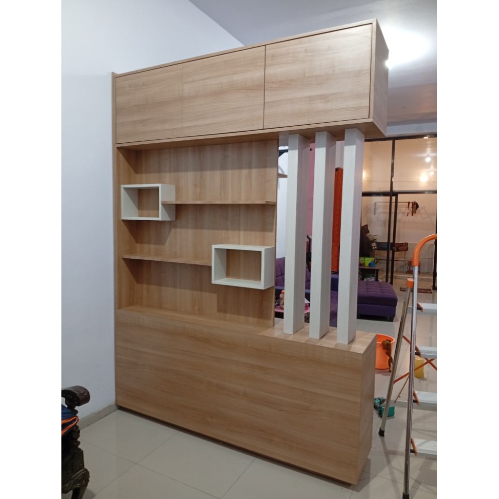 Partisi ruangan custom bisa di geser