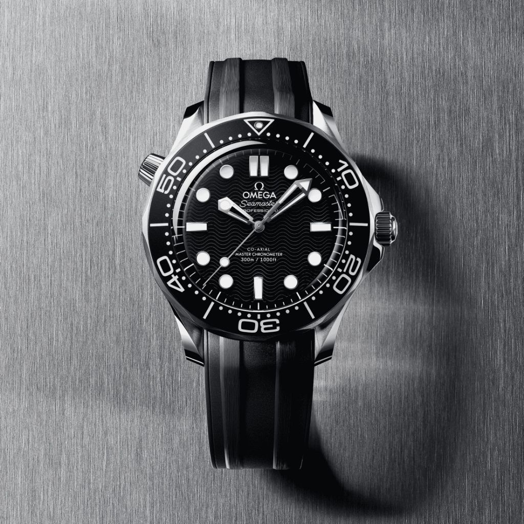 Omega Seamaster Diver 300m Black Rubber 210.32.42.20.01.003