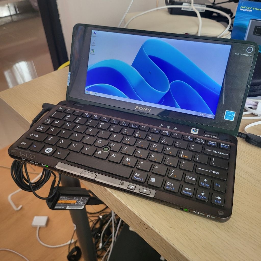 Sony Vaio Pocket P25G Istimewa Lengkap