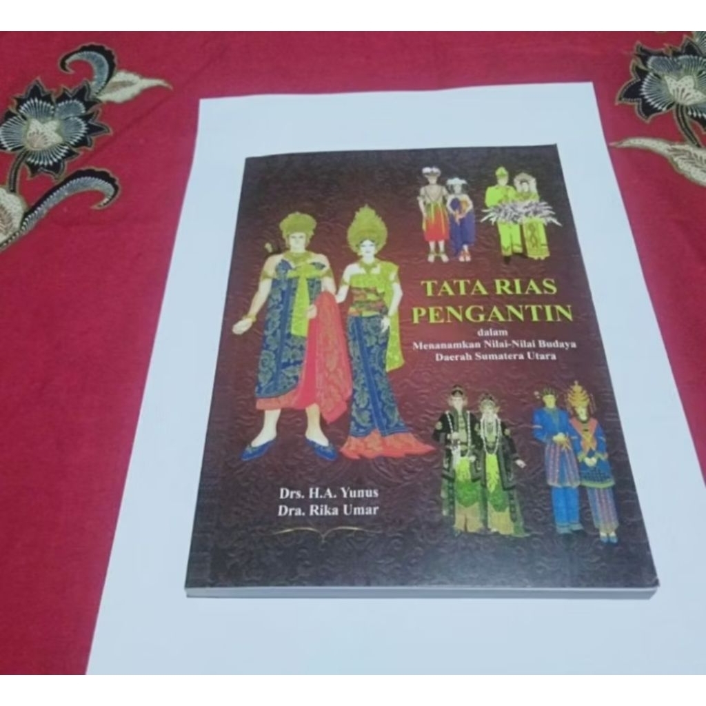 Buku Tata Rias Pengantin