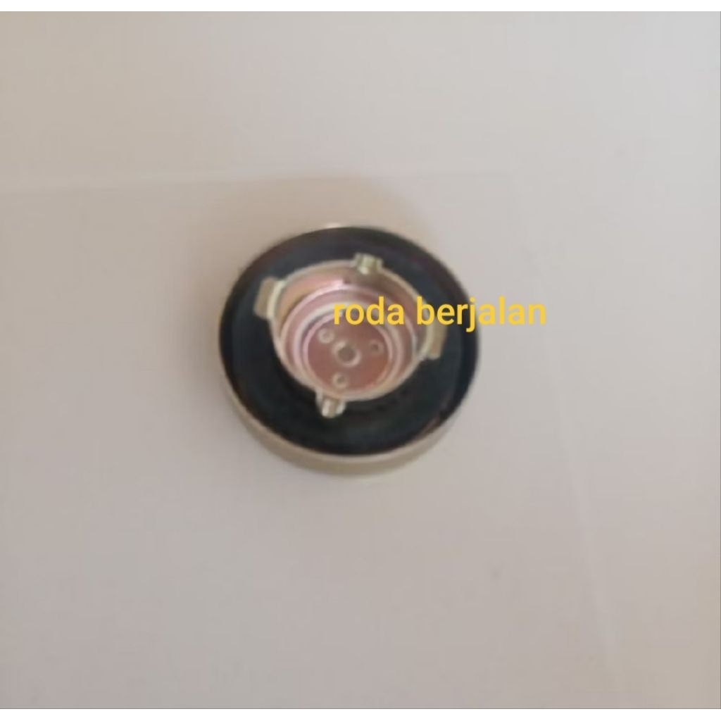 tutup tangki solar L300 L038