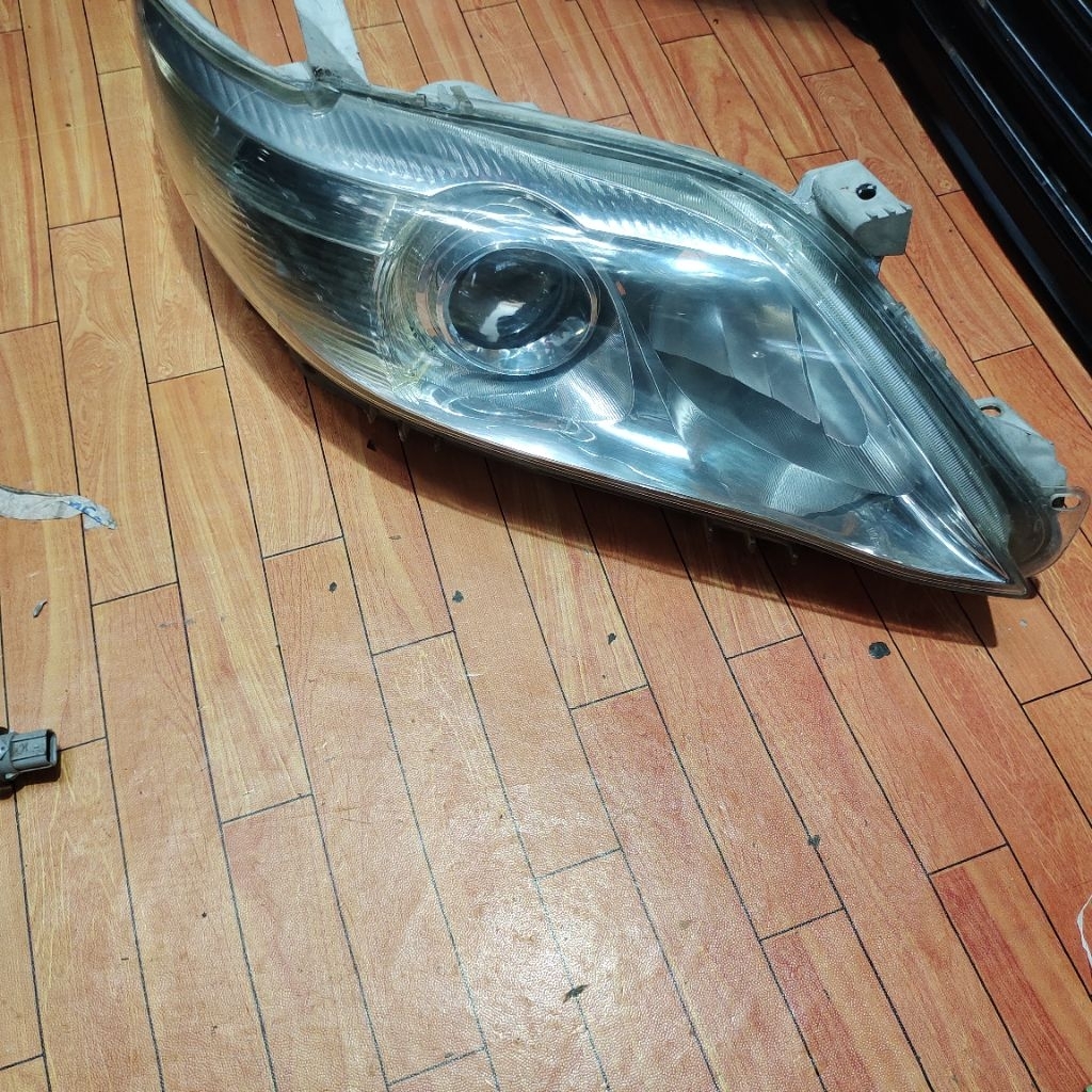 Headlamp Lampu depan Toyota Camry 2009-2011 Kanan Original