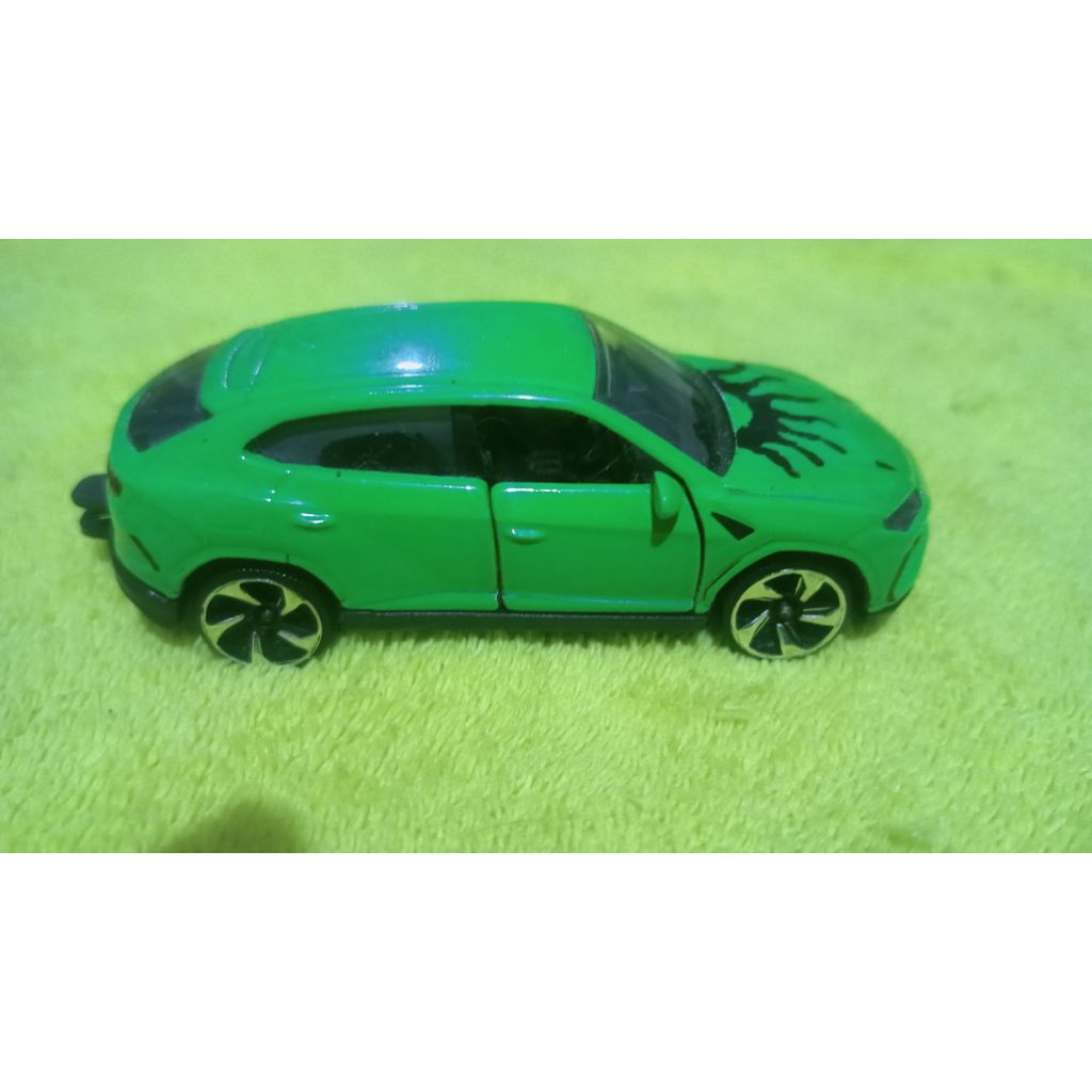 Majorette Lamborghini Urus Moving part