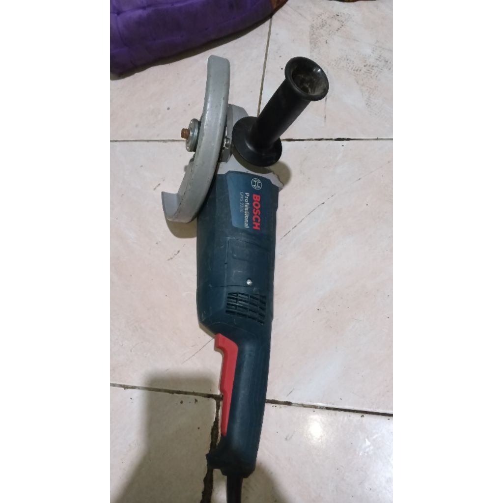 gerinda bosch 7 inch GWS 2200