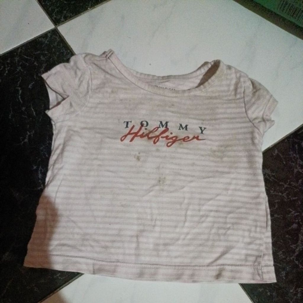 preloved baju anak Tommy Hilfiger
