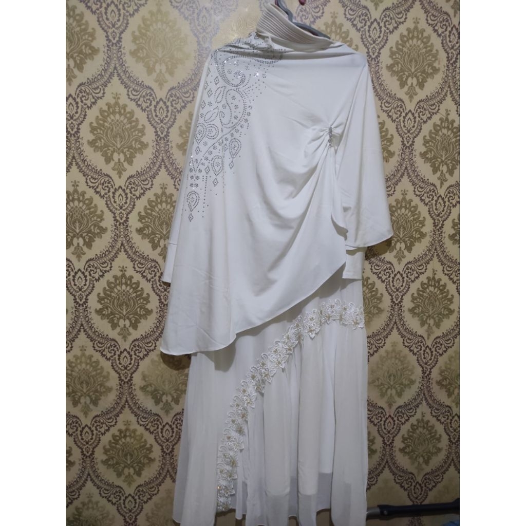 gamis set jilbab sayri (warna putih tulang)