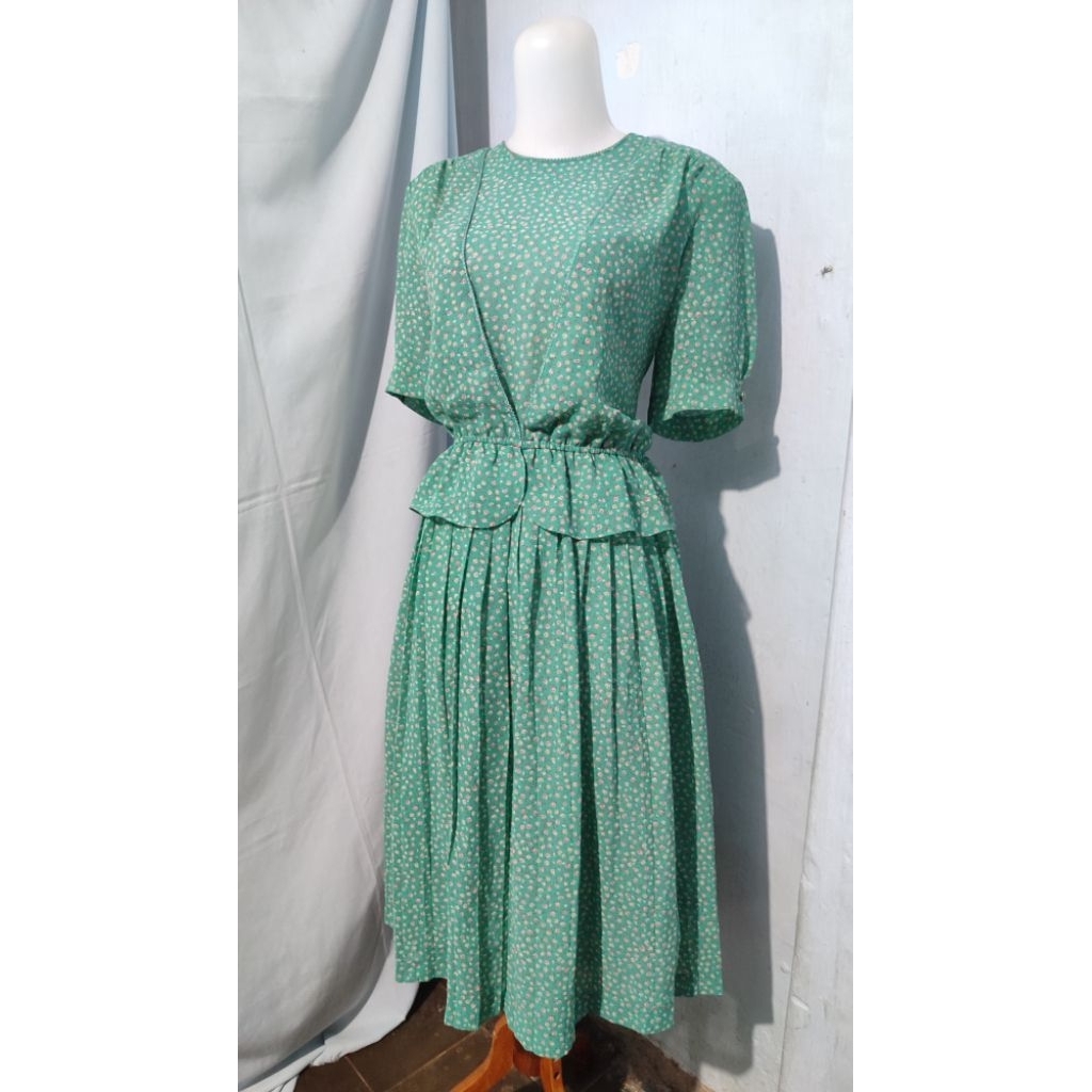 dress toska motif bunga kecil