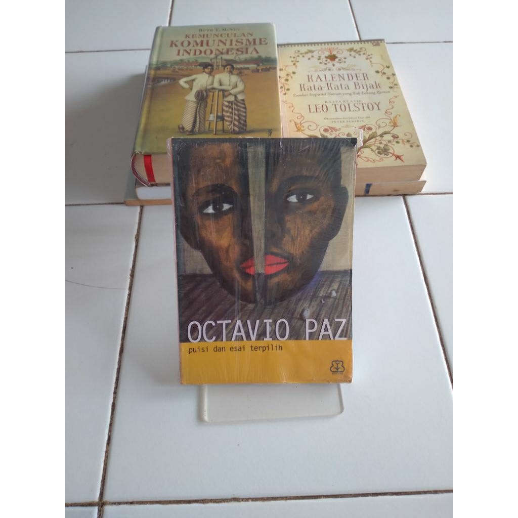 octavio paz puisi dan esai terpilih