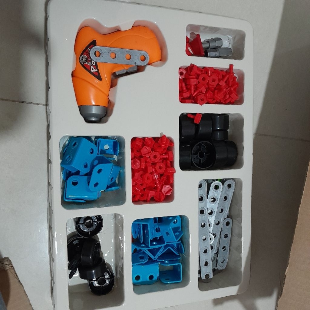Junio Block Mainan Scrub
